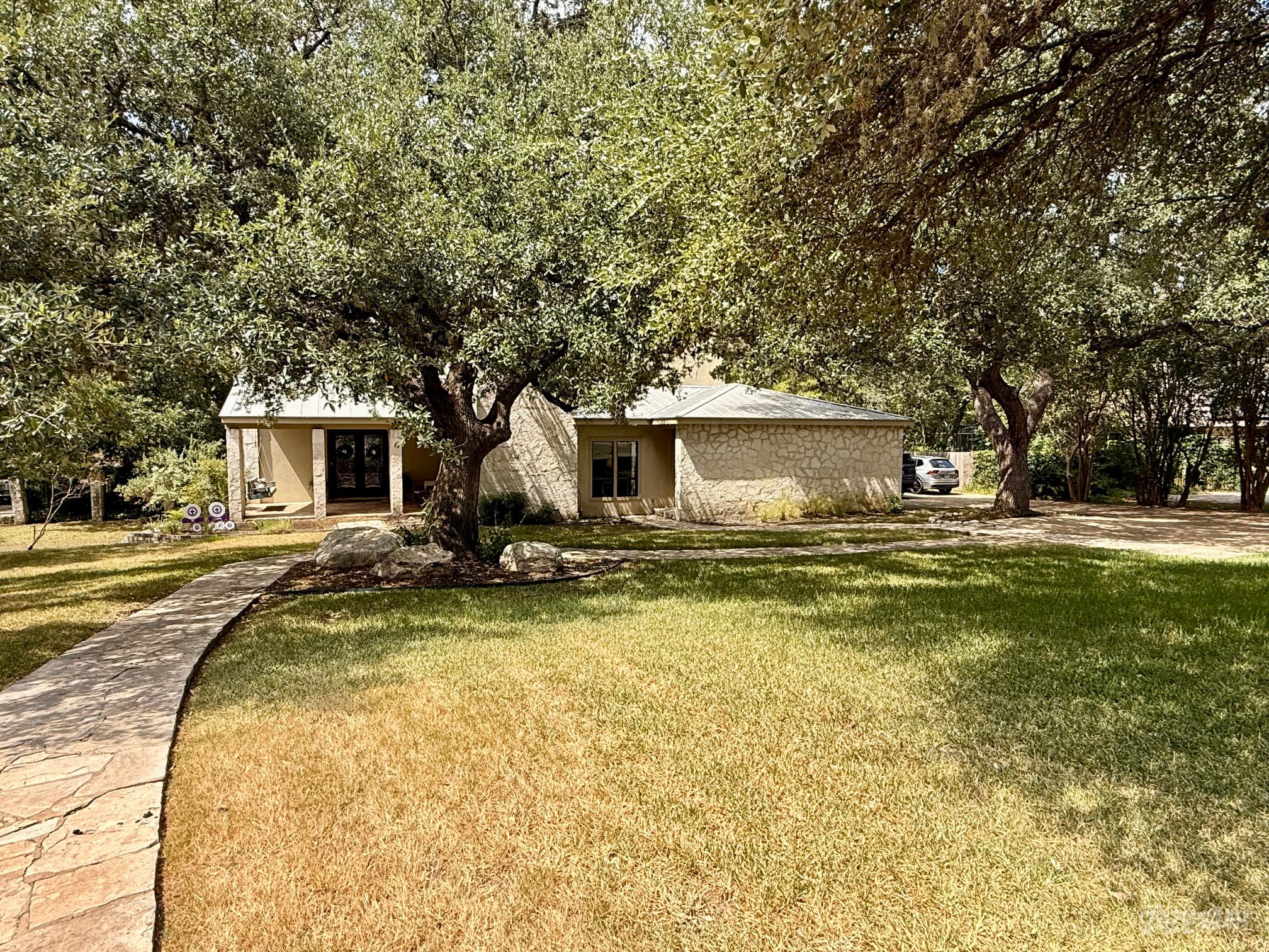 San Antonio - Hill Country Modern .73 acres Photo 2
