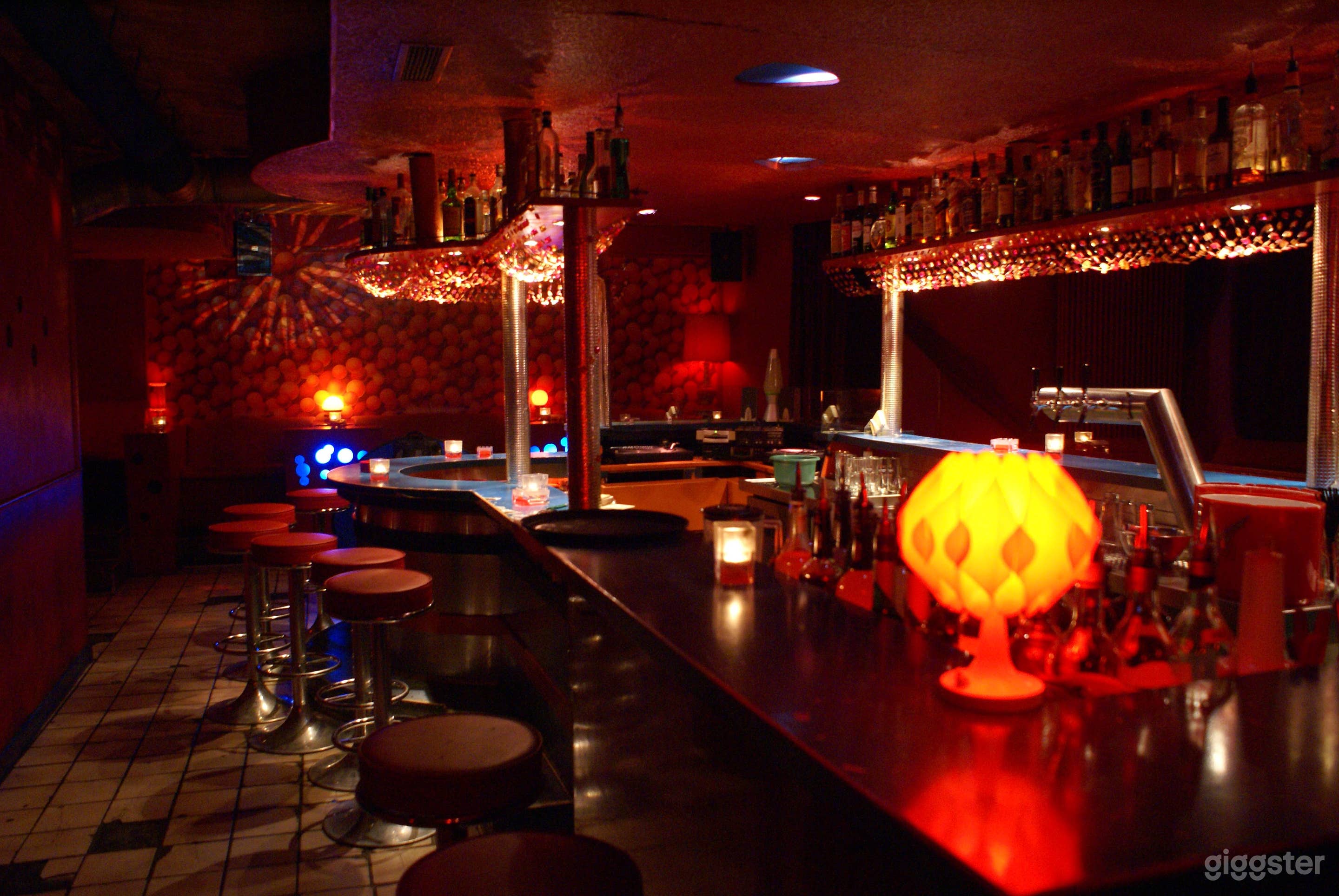 Retro Cocktail Bar in Köln Photo 1