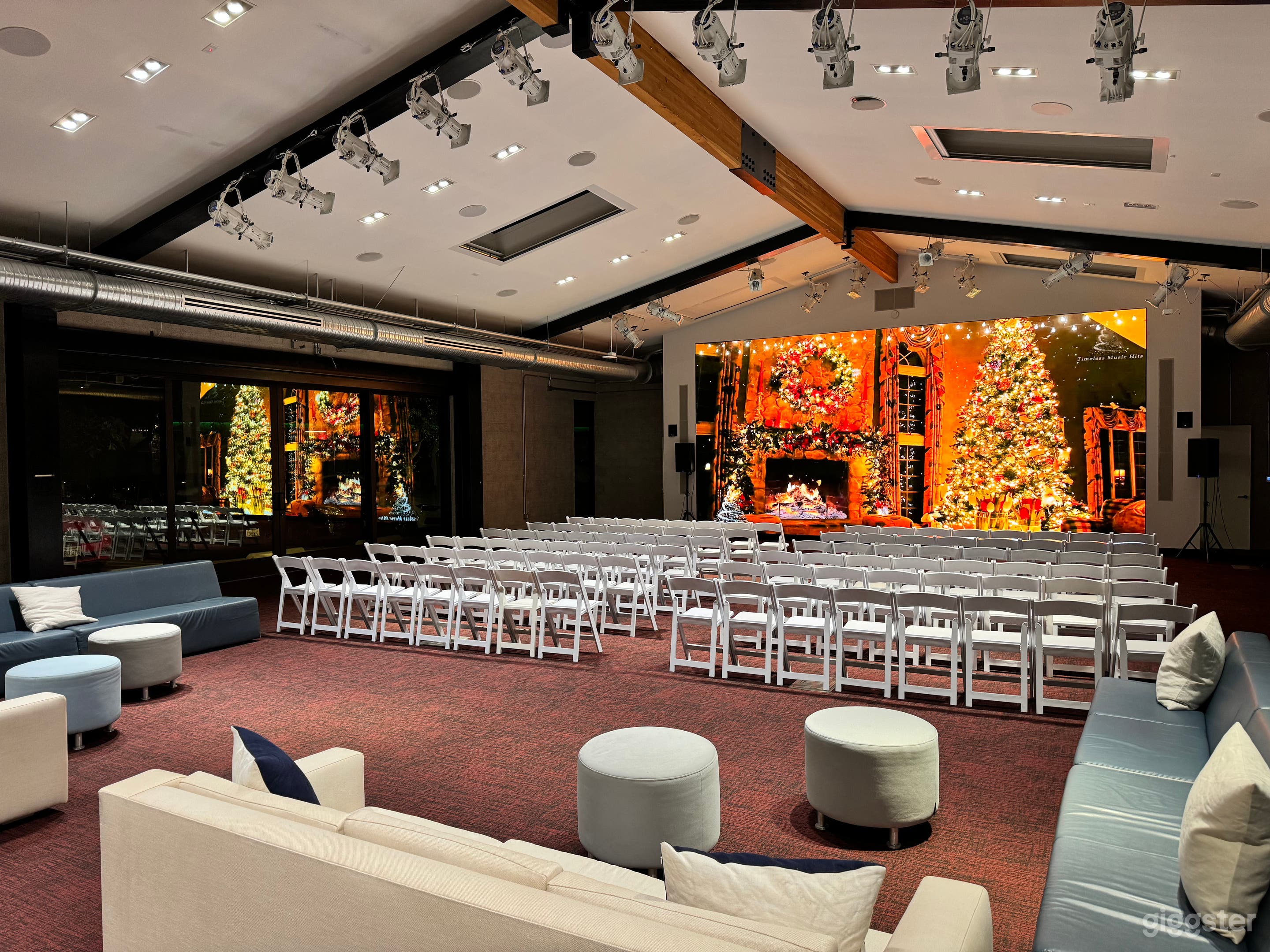 Spacious Event Space for Functions Photo 4