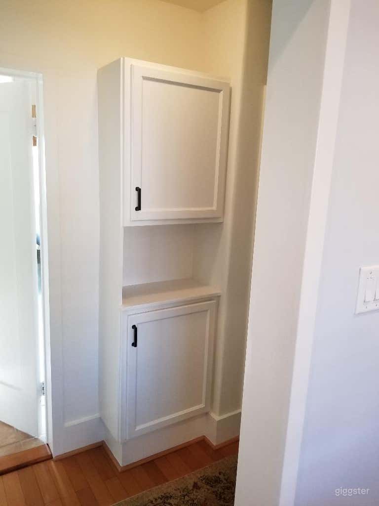  Interior (hallway) 