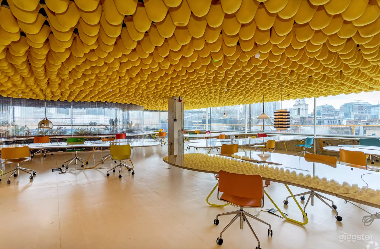Modern Office Space in East London Photo 4