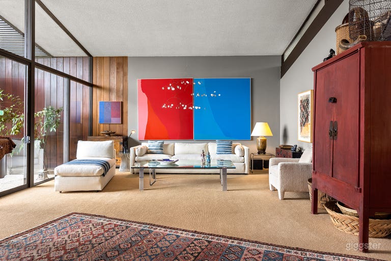  Mid-Century Modern Ray Kappe-Designed Barsha House 