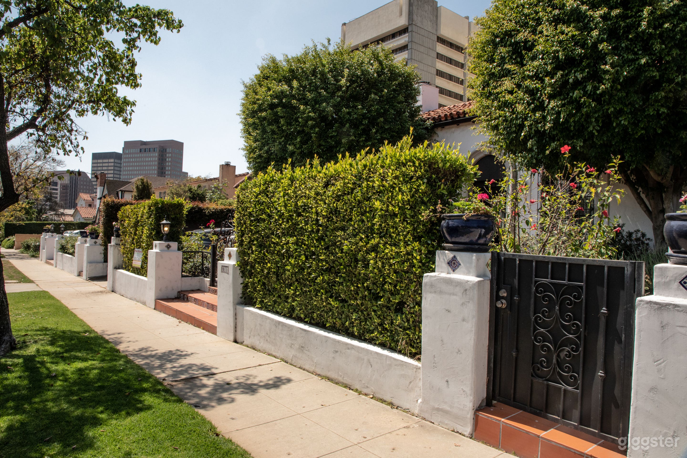 Lavish Mansion on Malcolm Ave Photo 1