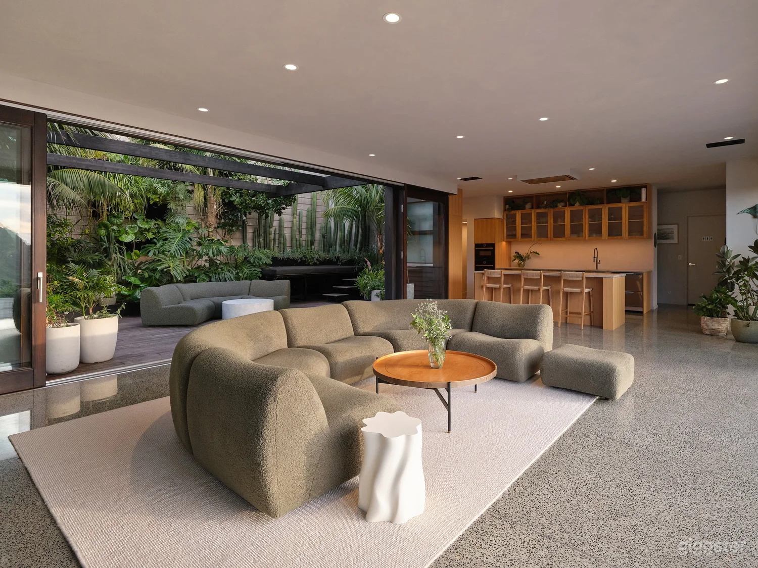 House on the Hill with Panoramic Views Photo 2