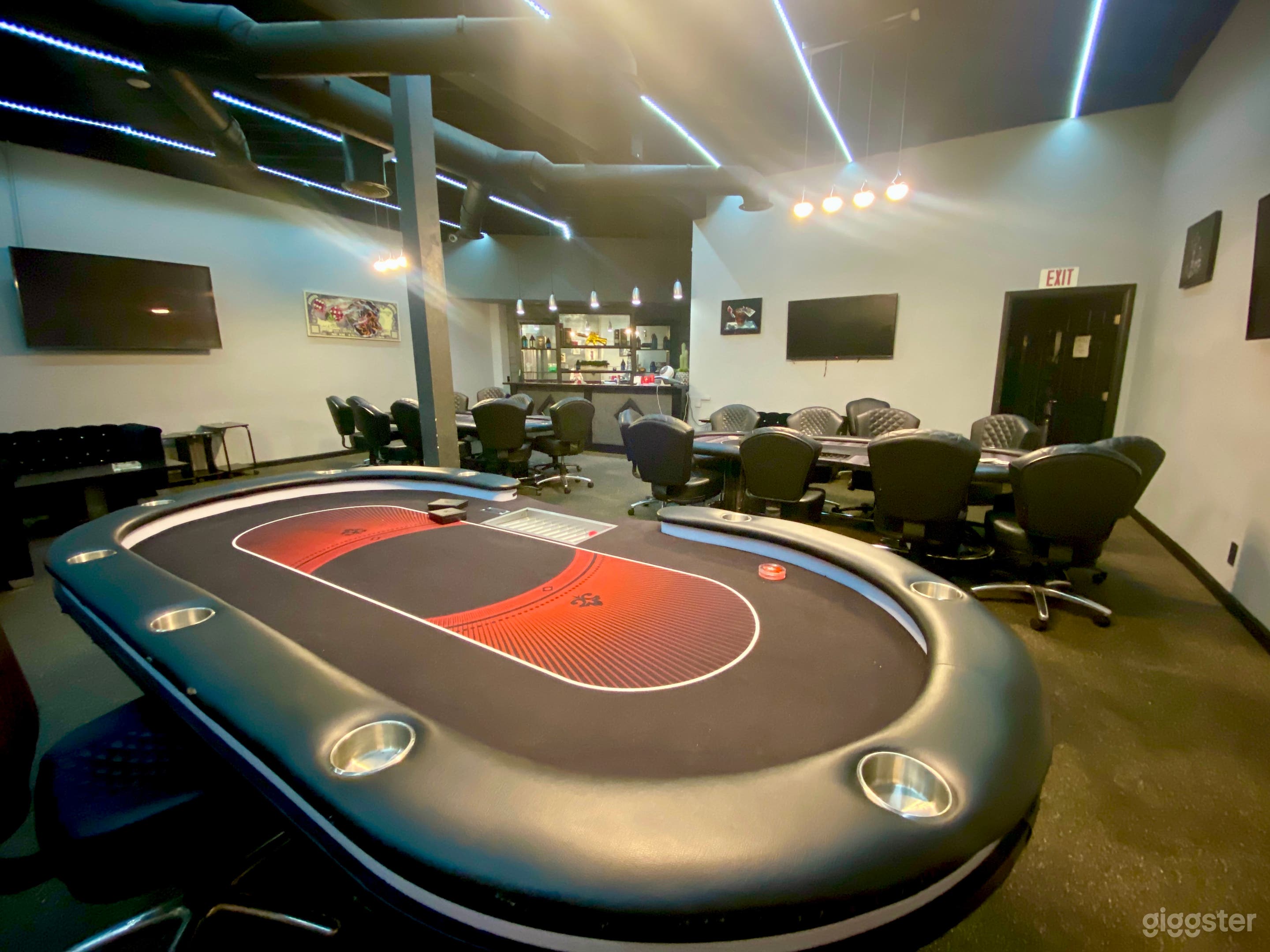 Colorful Disco Bar with Patio and Poker Room Photo 4