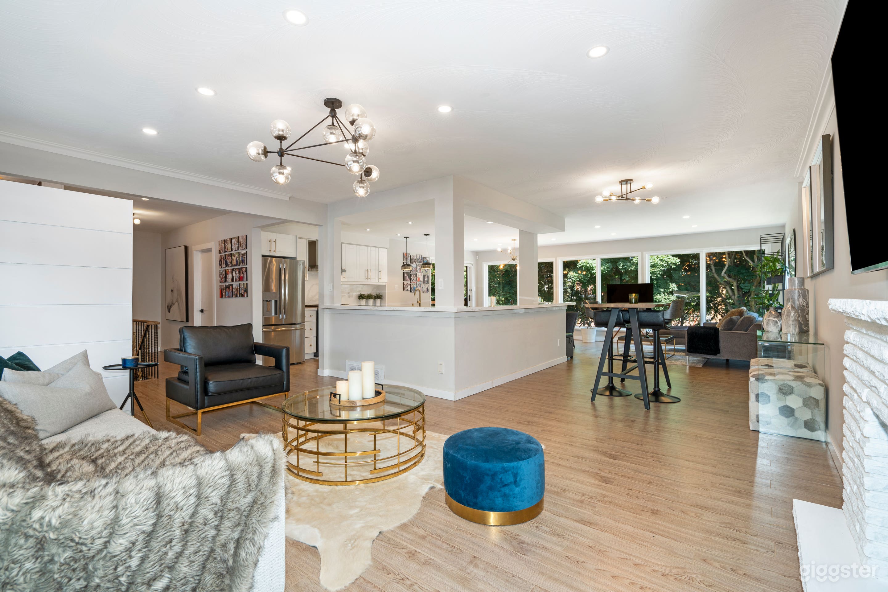 Magnificent 4bedroom Villa w/HotTube in S.Richvale Photo 3