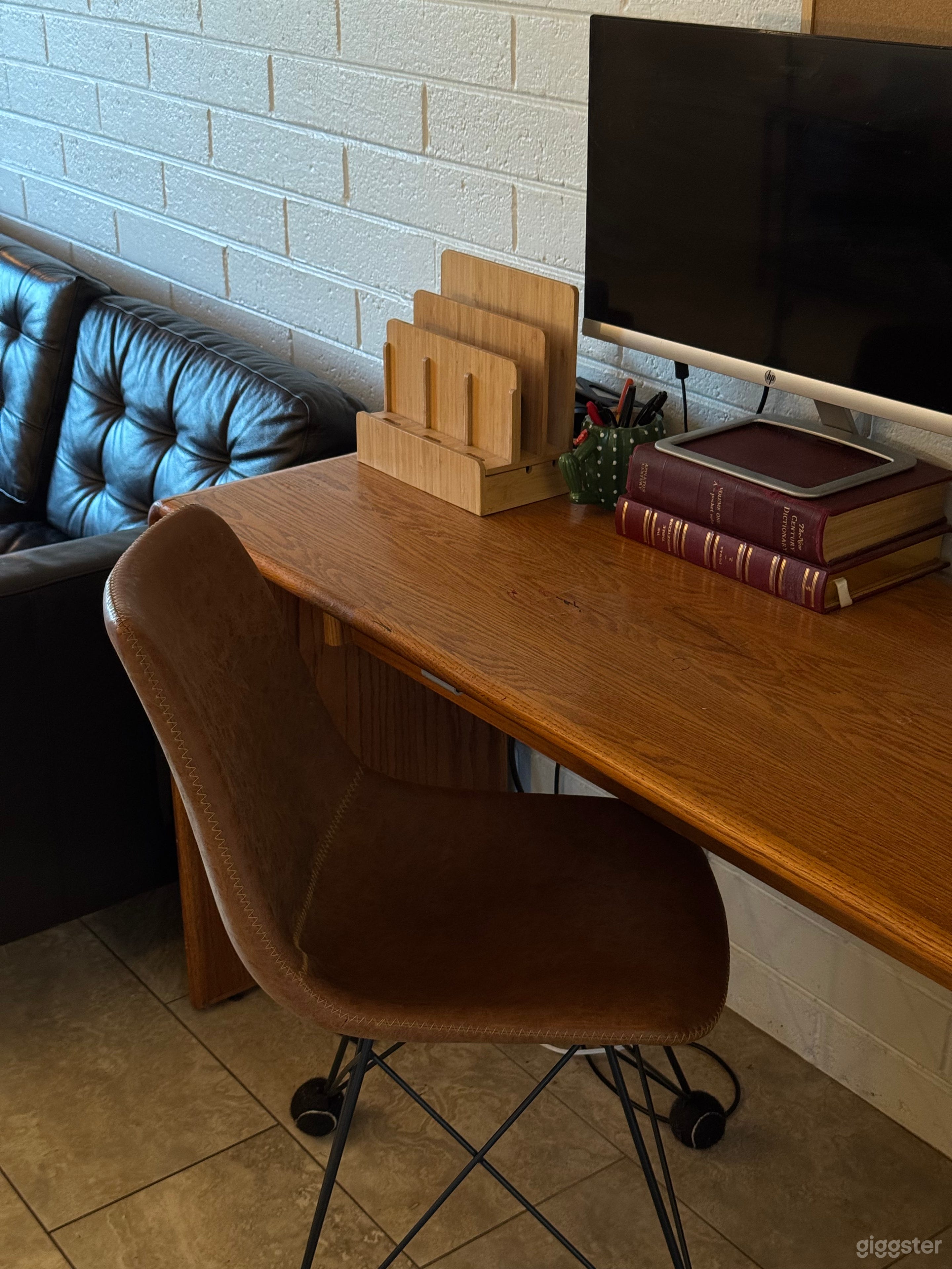 Photoshoot Styled Cottage Photo 4