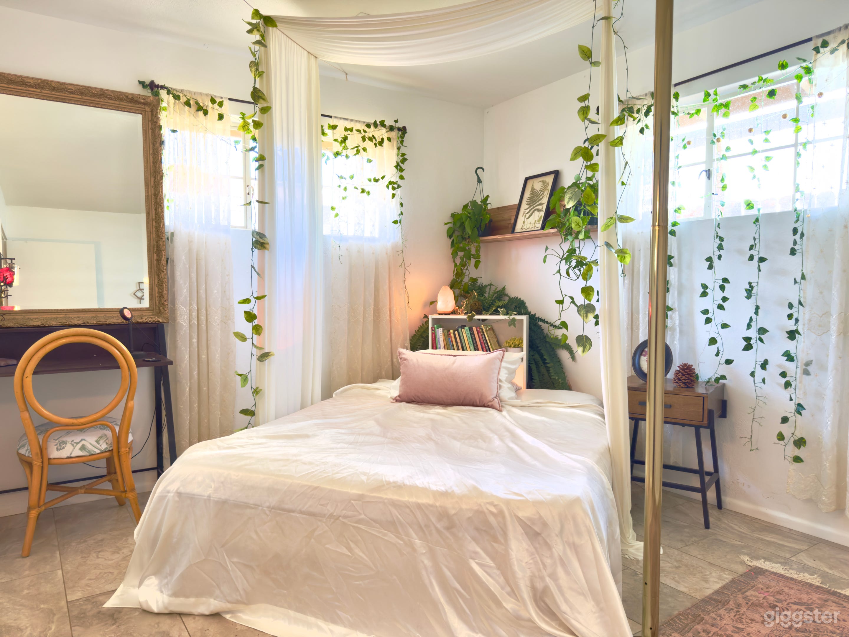 Photoshoot Styled Cottage Photo 1