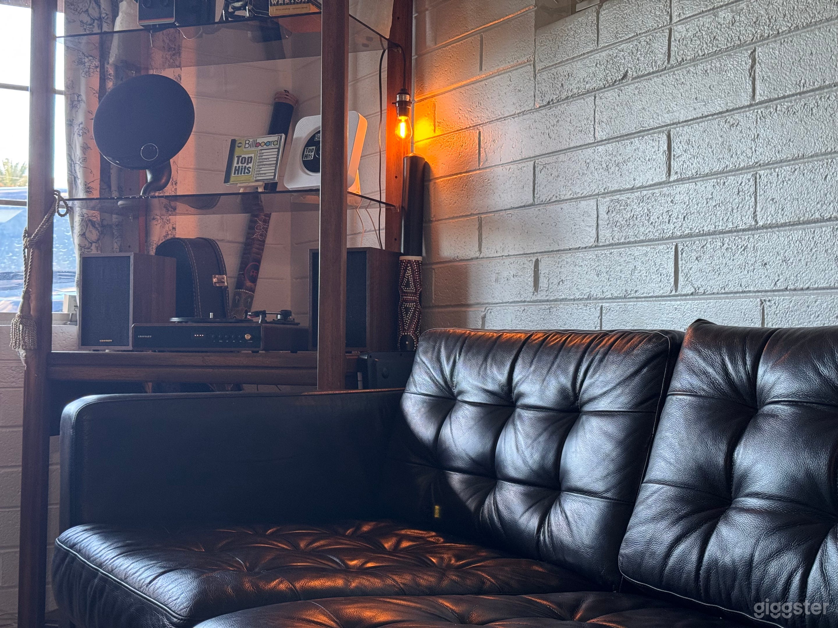 Photoshoot Styled Cottage Photo 3