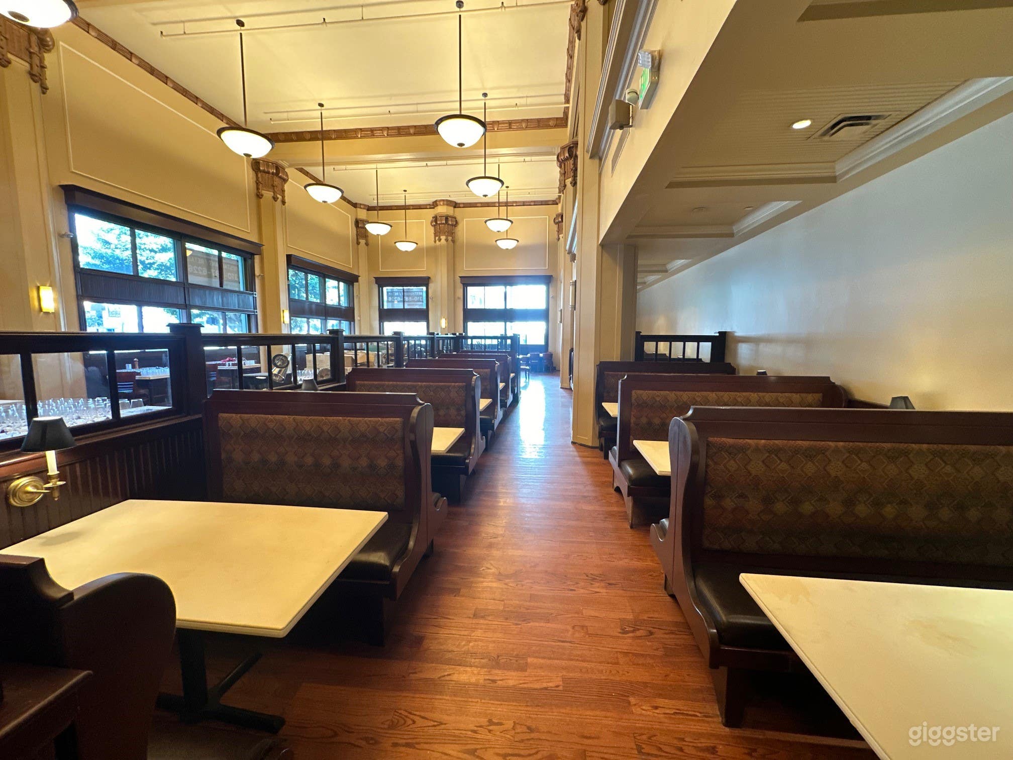 The Grand Atrium Restaurant  Photo 4