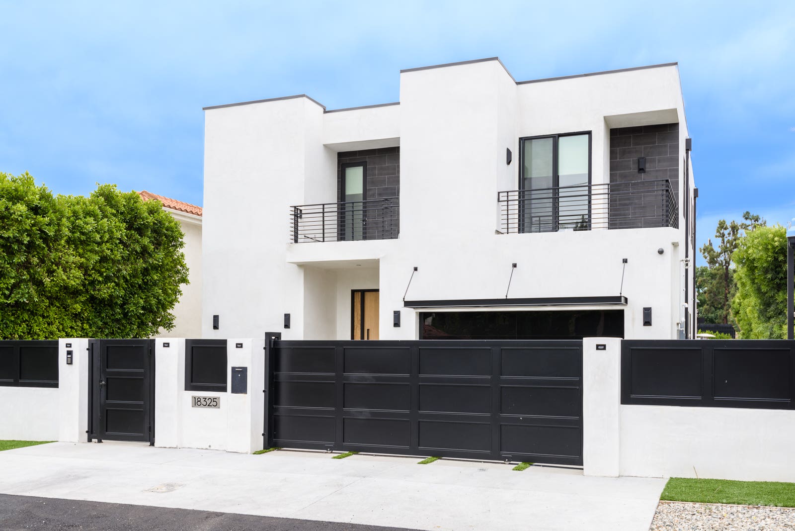 Contemporary Modern Luxury New Construction Home Photo 1