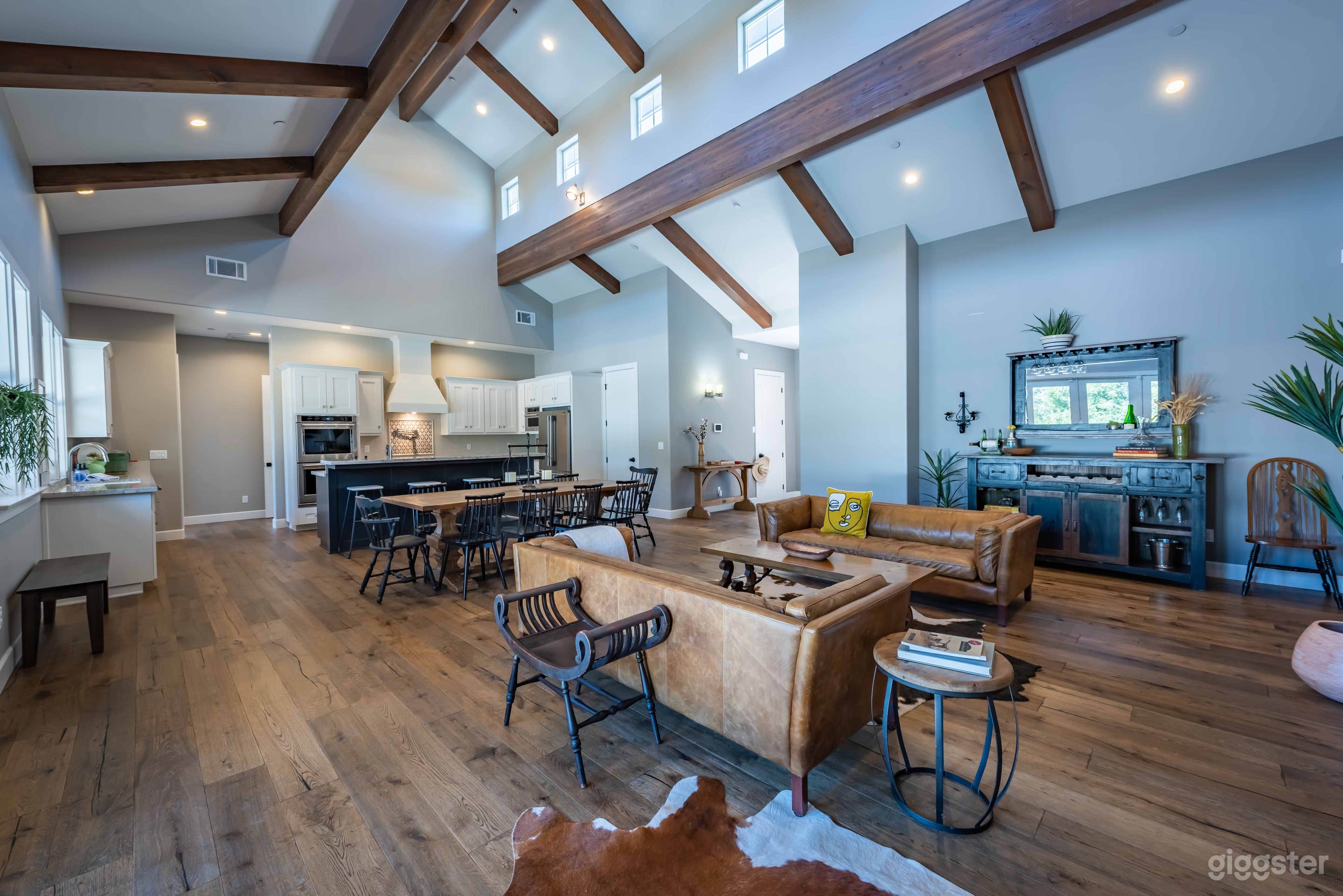 J’s Farmhouse Photo 4