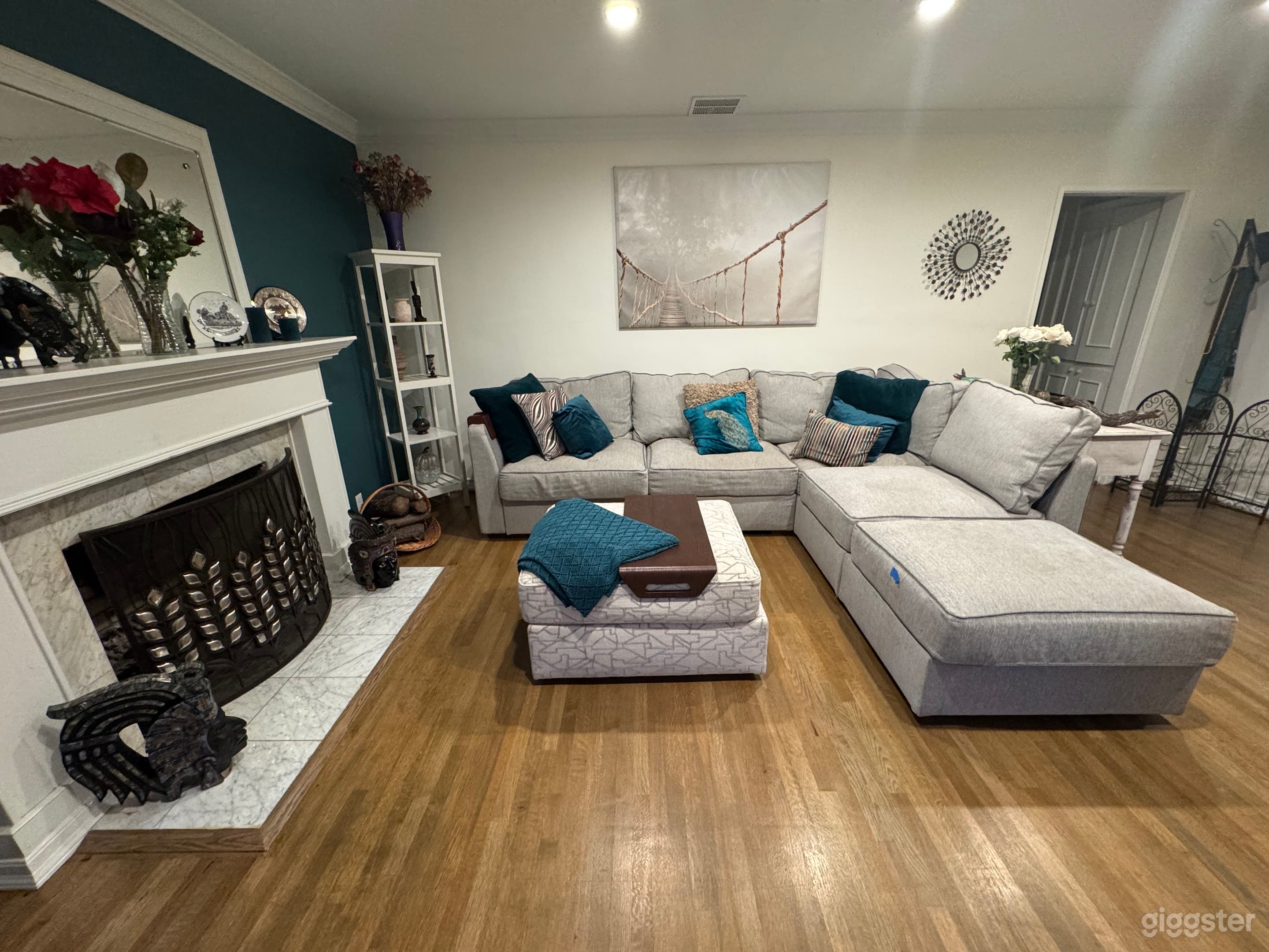 Burbank Pool home, near ALL studios and across from a Park! Photo 3