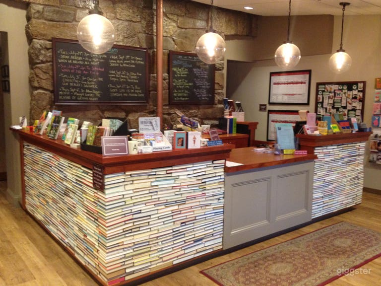  Comptoir avant fait de livres 