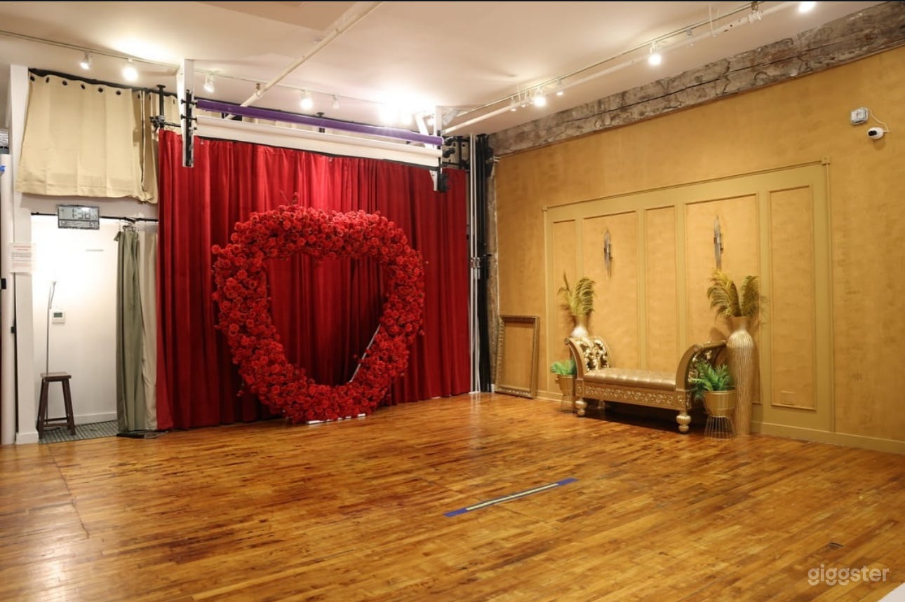 SPACIOUS STUDIO | FREE LIGHTING EQUIPMENT &amp; PROPS  Photo 3