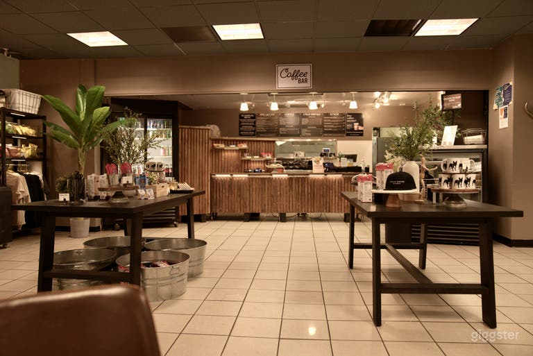  Large Beverly Hills/Carthay Circle Café Space  