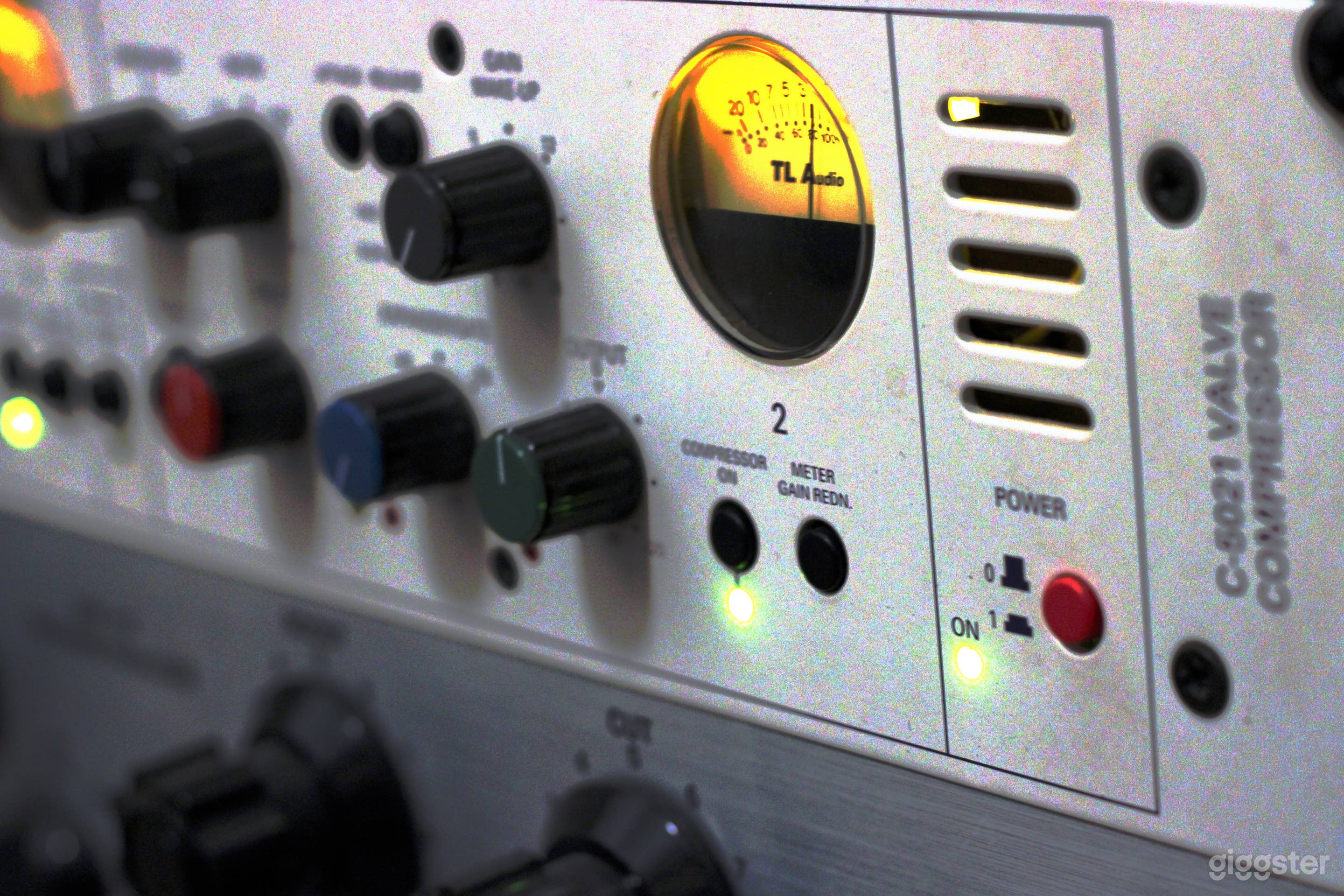 Recording Studio EPTX Photo 4