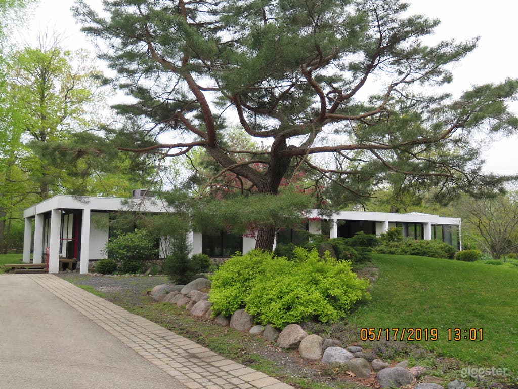 Midcentury Modern on the River Photo 1