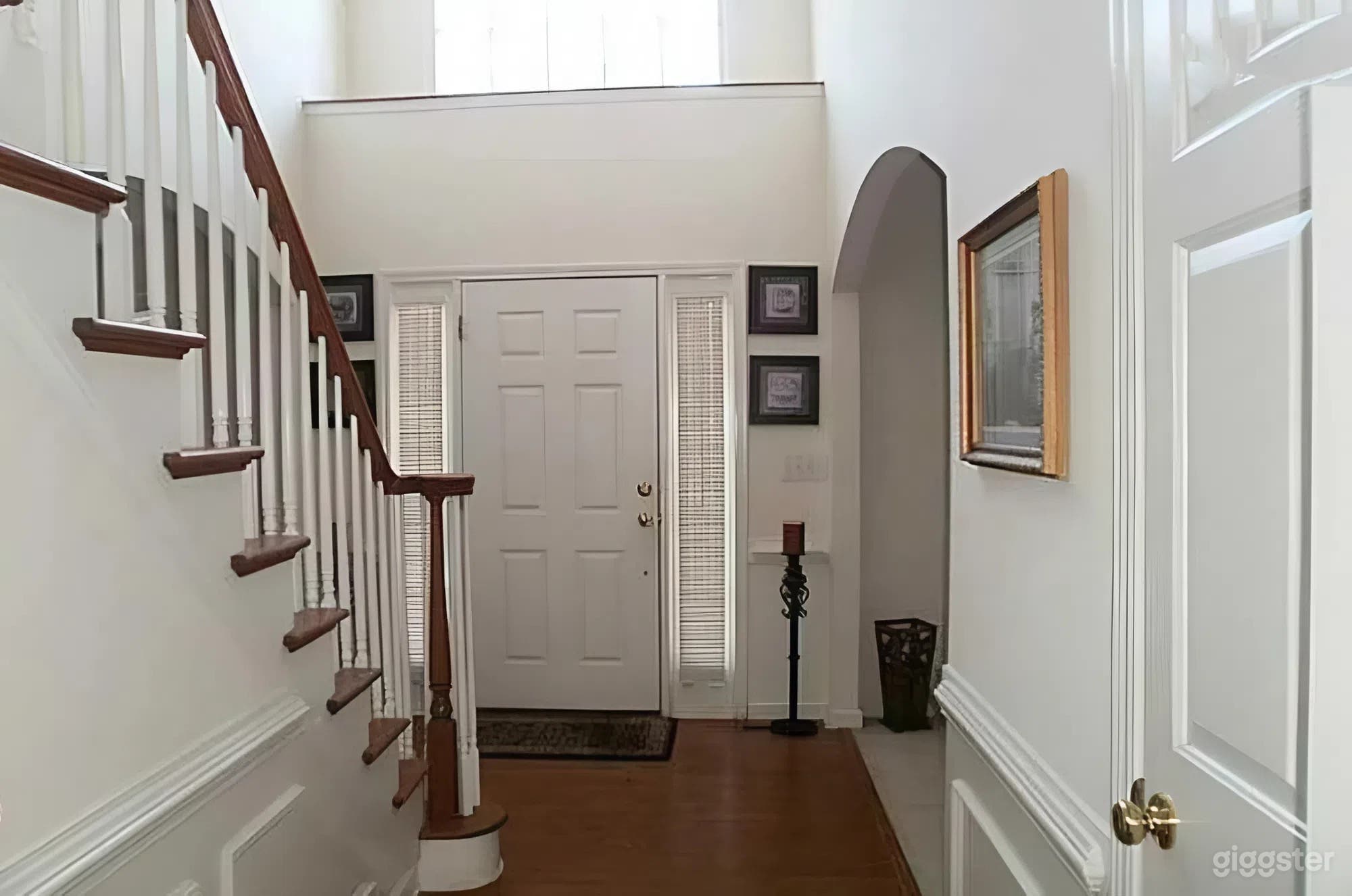 Cinematic 5,000 Sq Ft Luxury Estate | Ideal for Film & TV Photo 3