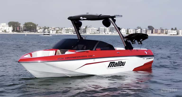  Bateau Malibu LSV 23 de taille parfaite 