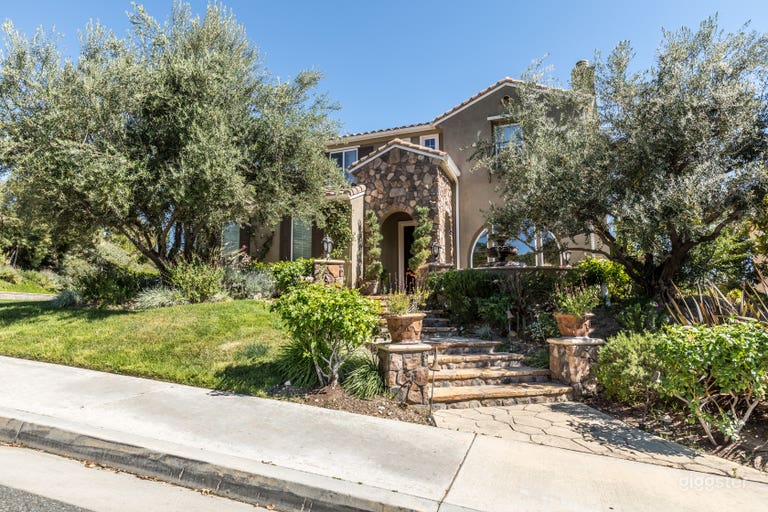  Fabulous Mediterranean Home with a View  