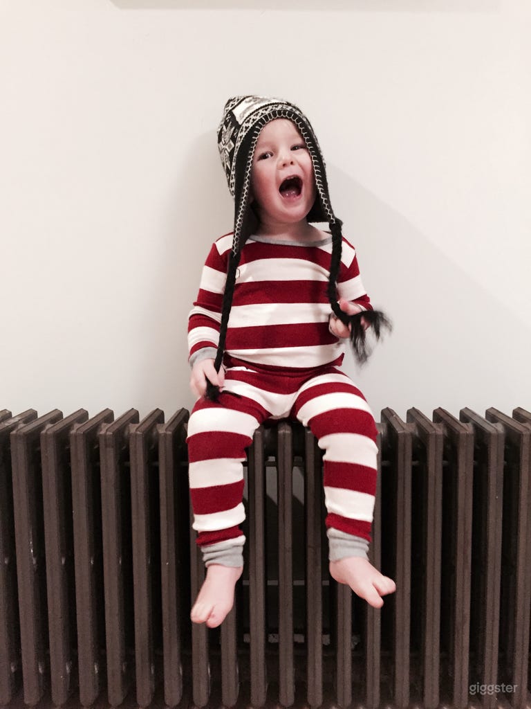  4,000 Sq Ft Open Modern Farmhouse w/ Parking 