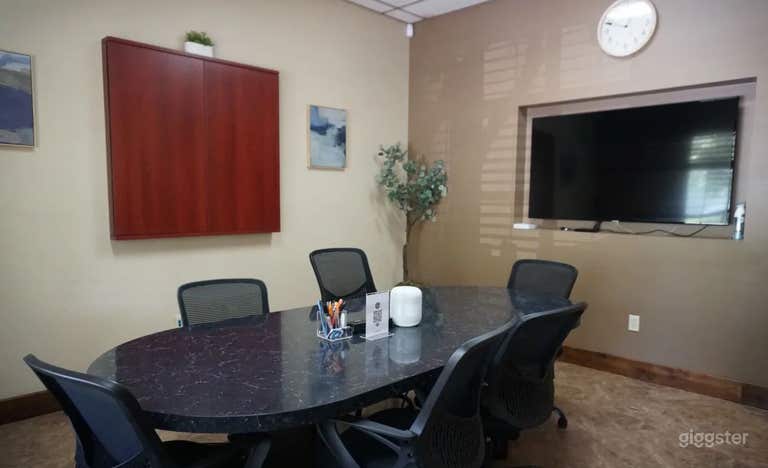  Elegant Conference Room for 8 