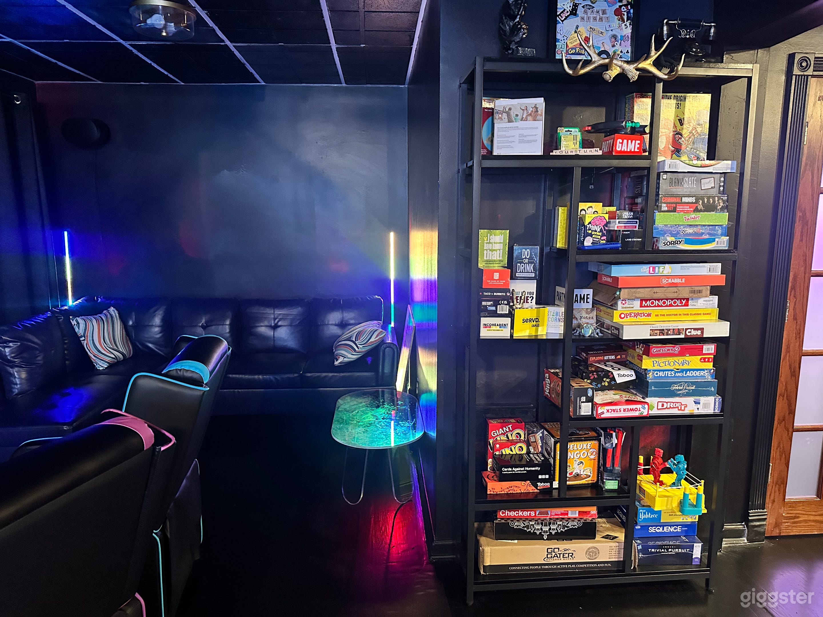 Game Room Lounge w/ Cozy yet Energetic Atmosphere Photo 1