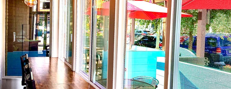  Vibrant Mexican Restaurant 