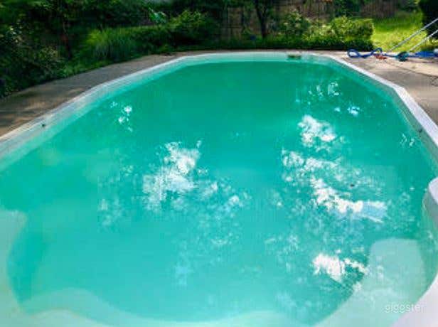 Welcoming Pool in City of Orange Photo 2