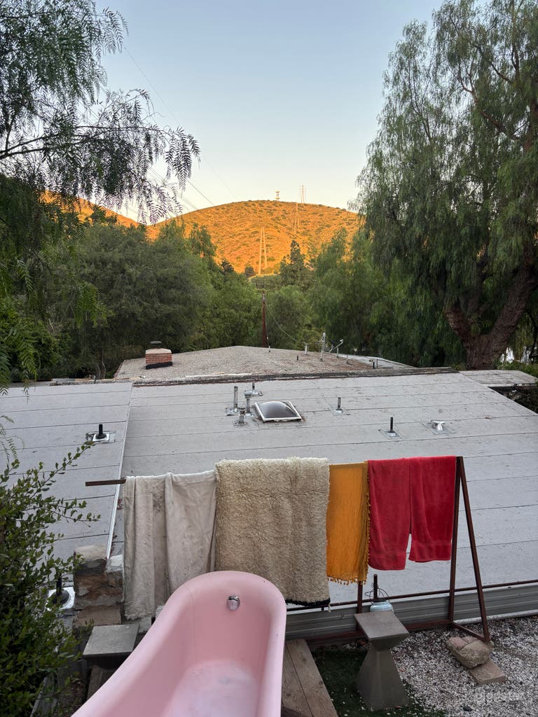  Toskanischer Hügel mit Steinterrassen & Boho-Interieurs 