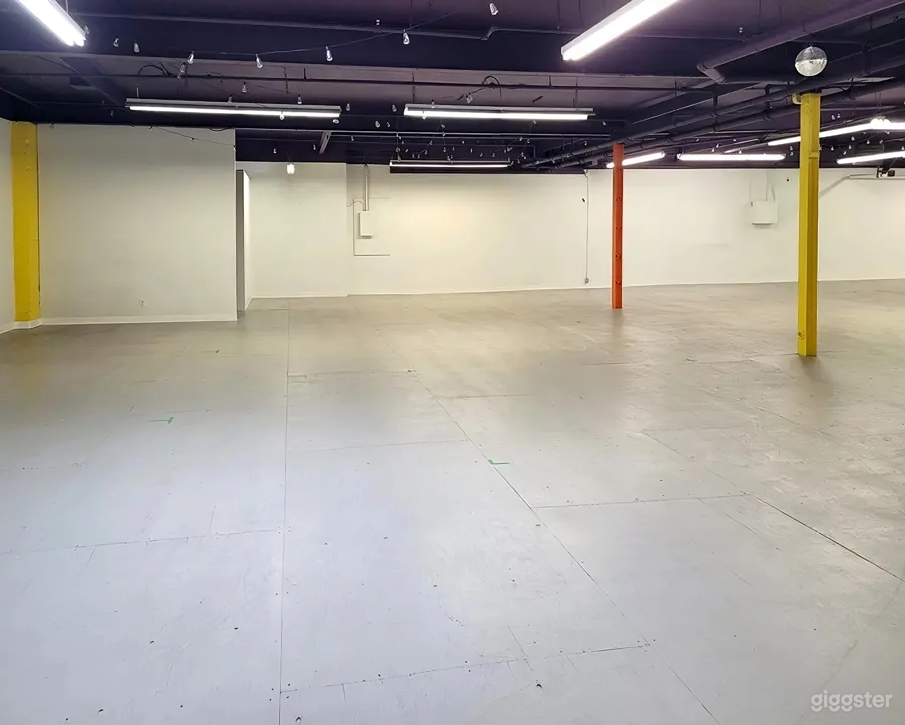 Open modern event space venue central Ottawa Photo 4