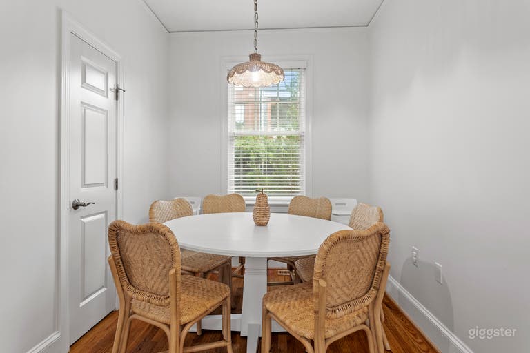  Event rental and natural light studio 