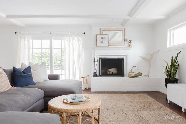  Single Level Home With Bright Natural Light 