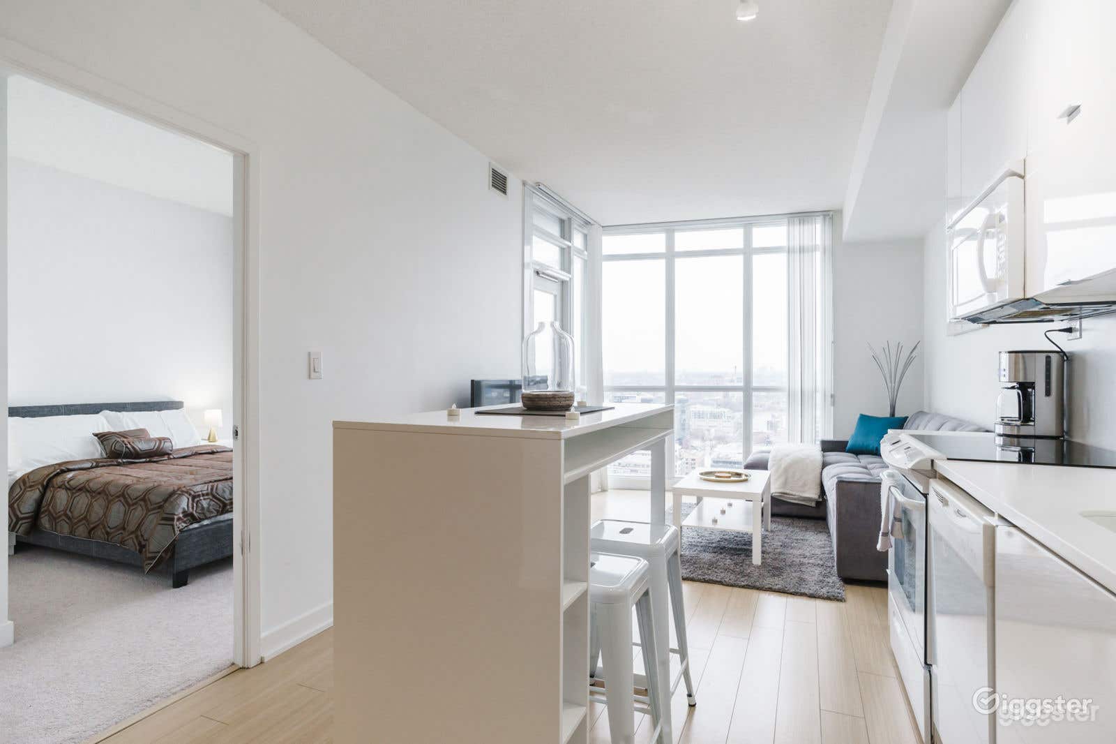 Test Winnipeg-Canada-Film Studio Photo 3