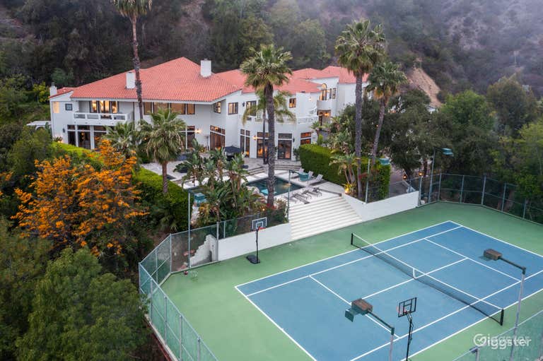   LUXURY ESTATE | TENNIS COURT 