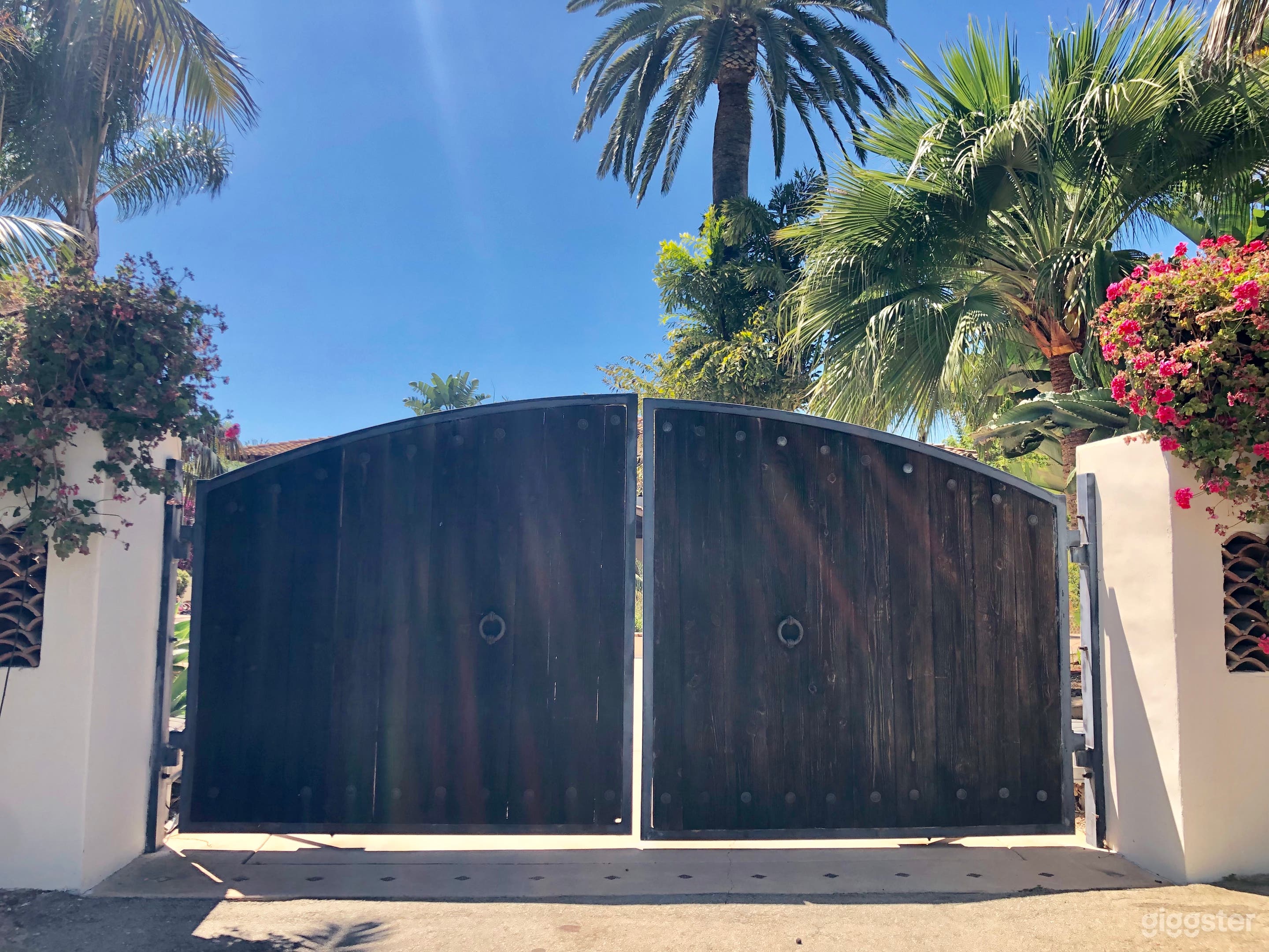 Modern Spanish Hacienda Photo 3