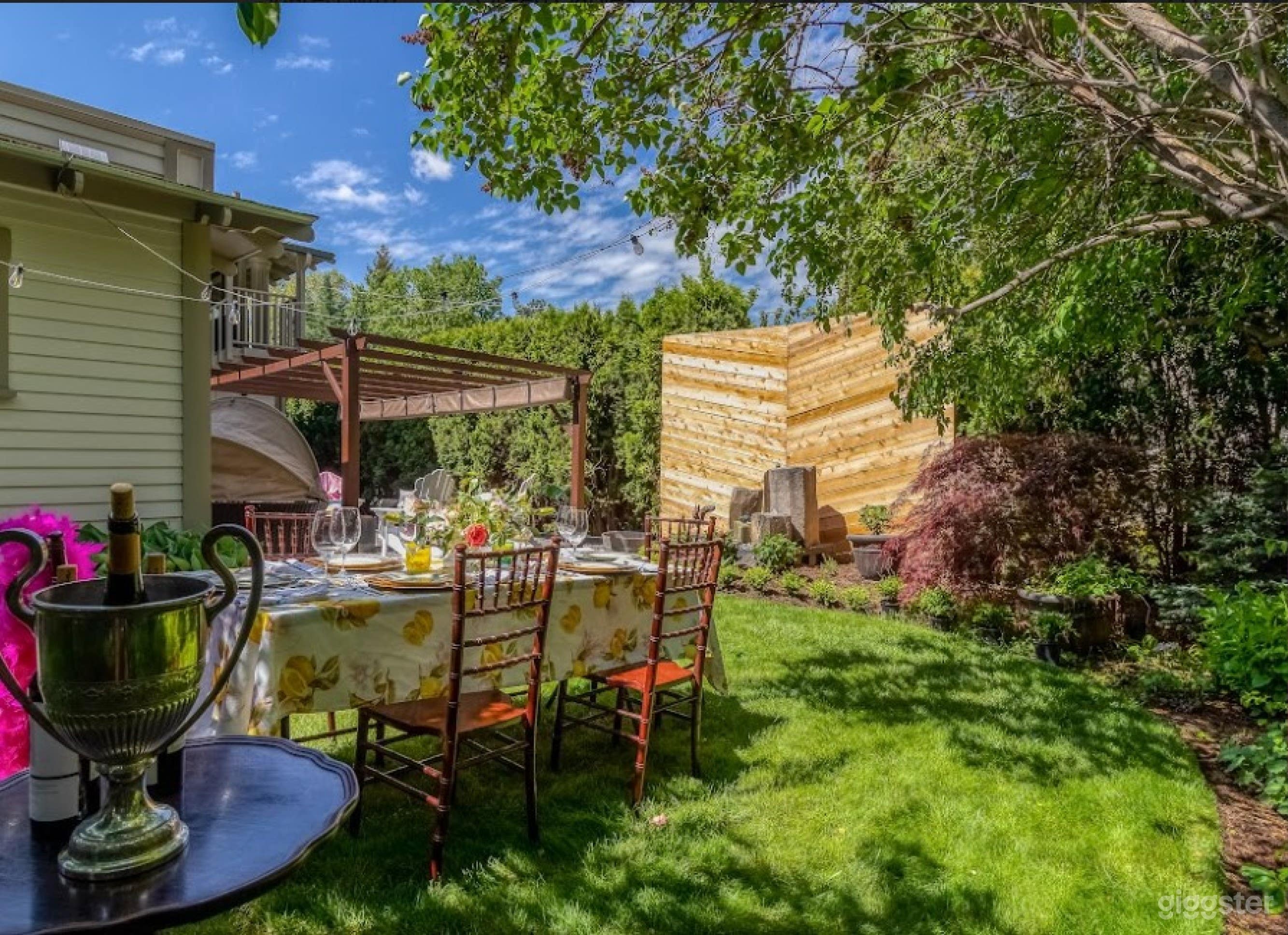 A Solemn, Classy Outdoor Space in Walla Photo 1