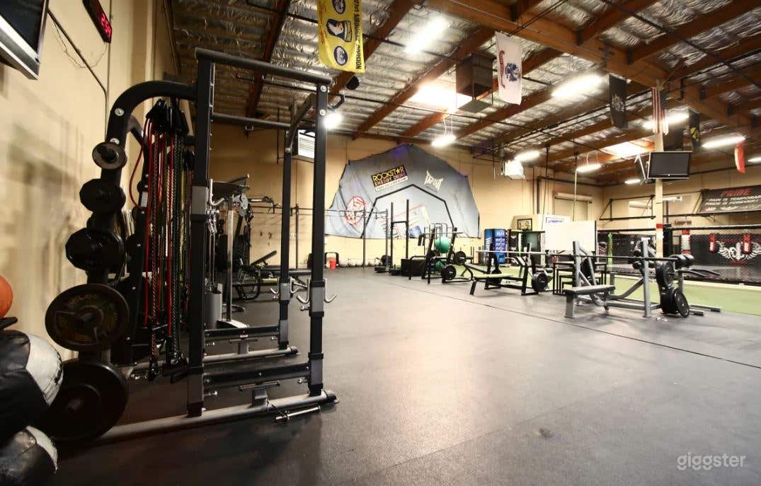 World Class Fitness Center Minutes from the Strip Photo 2