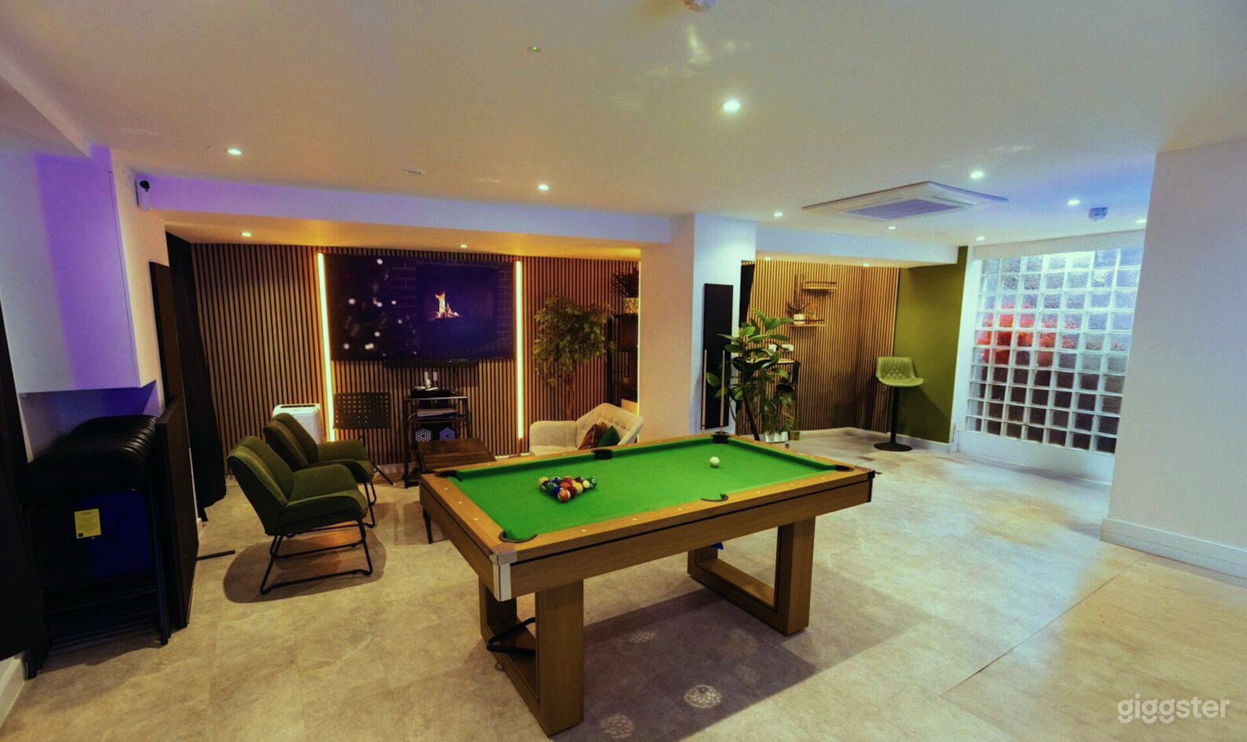 Social Space Photo 1