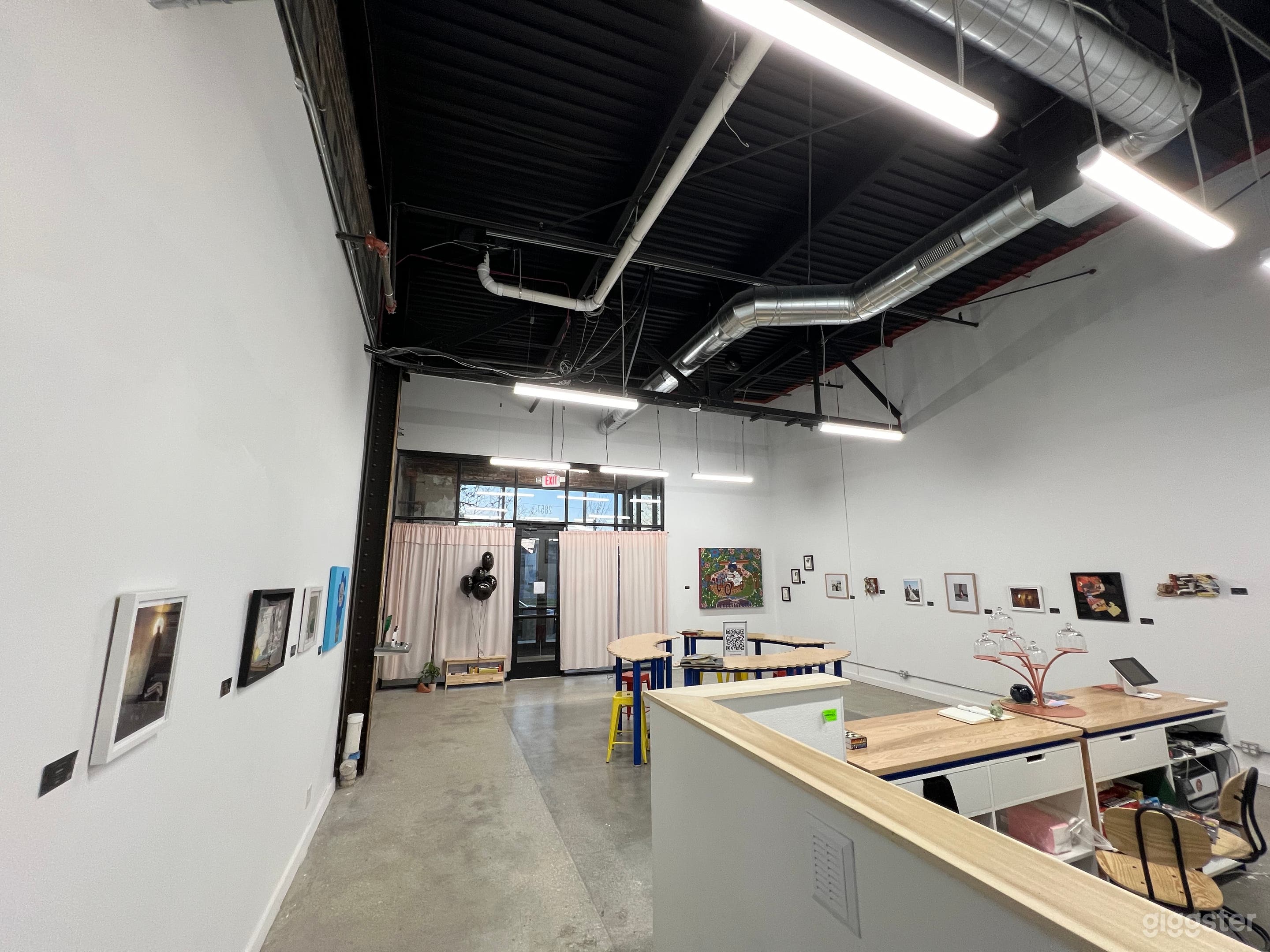 Artist Led Studio Merging Visual &amp; Culinary Art Photo 1