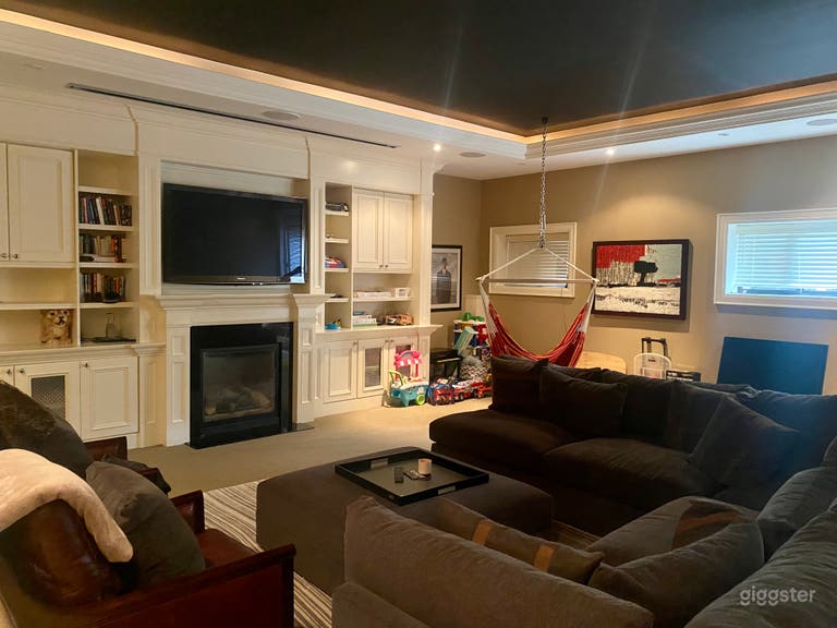  3000 sq ft family home 