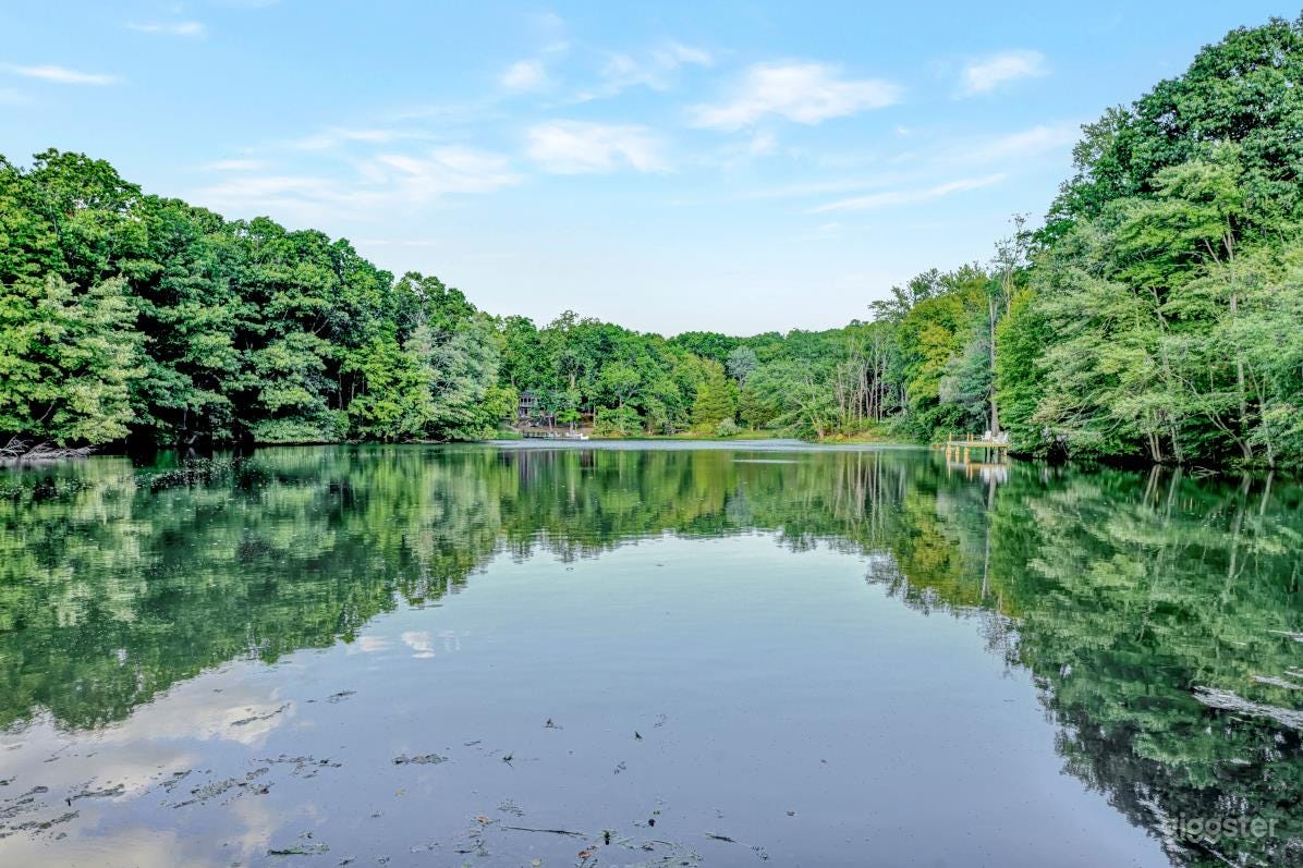 Lake Front cottage and Farm on a private 200 Acre Estate Photo 3
