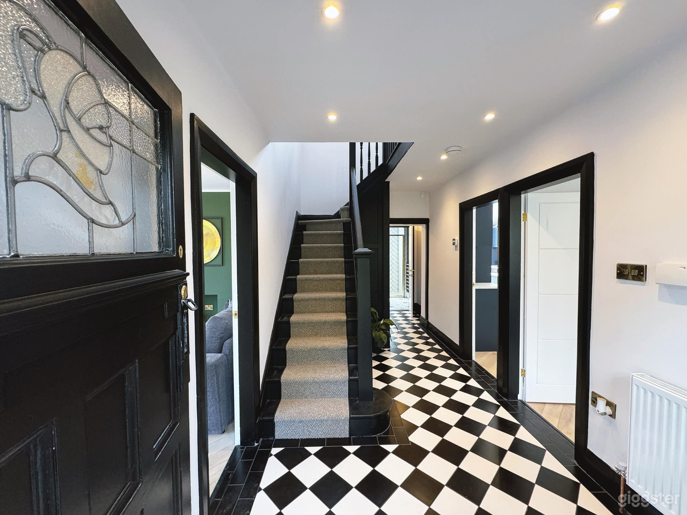 Stunning 4 bedroom Victorian house Photo 2