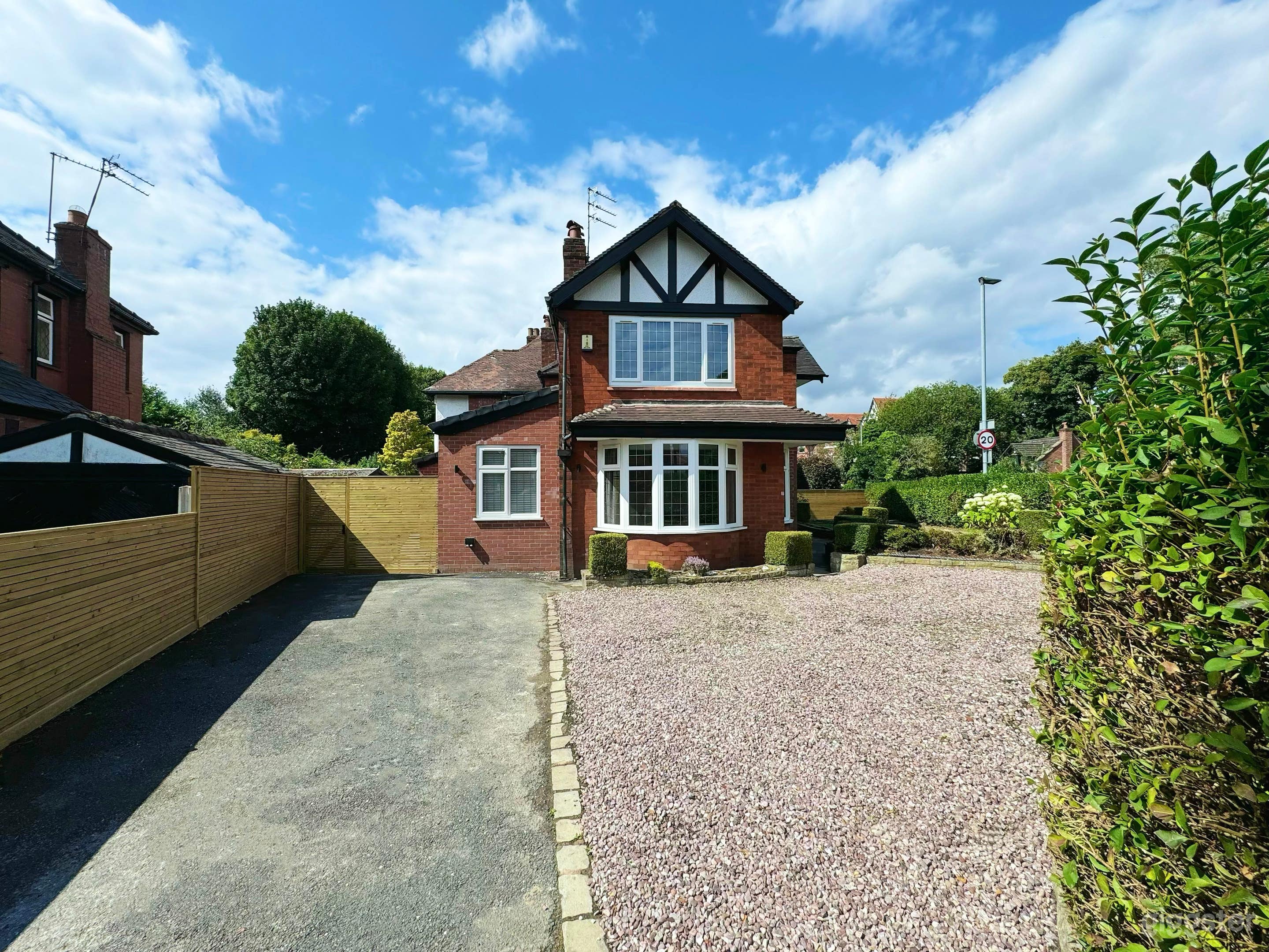 Stunning 4 bedroom Victorian house Photo 4