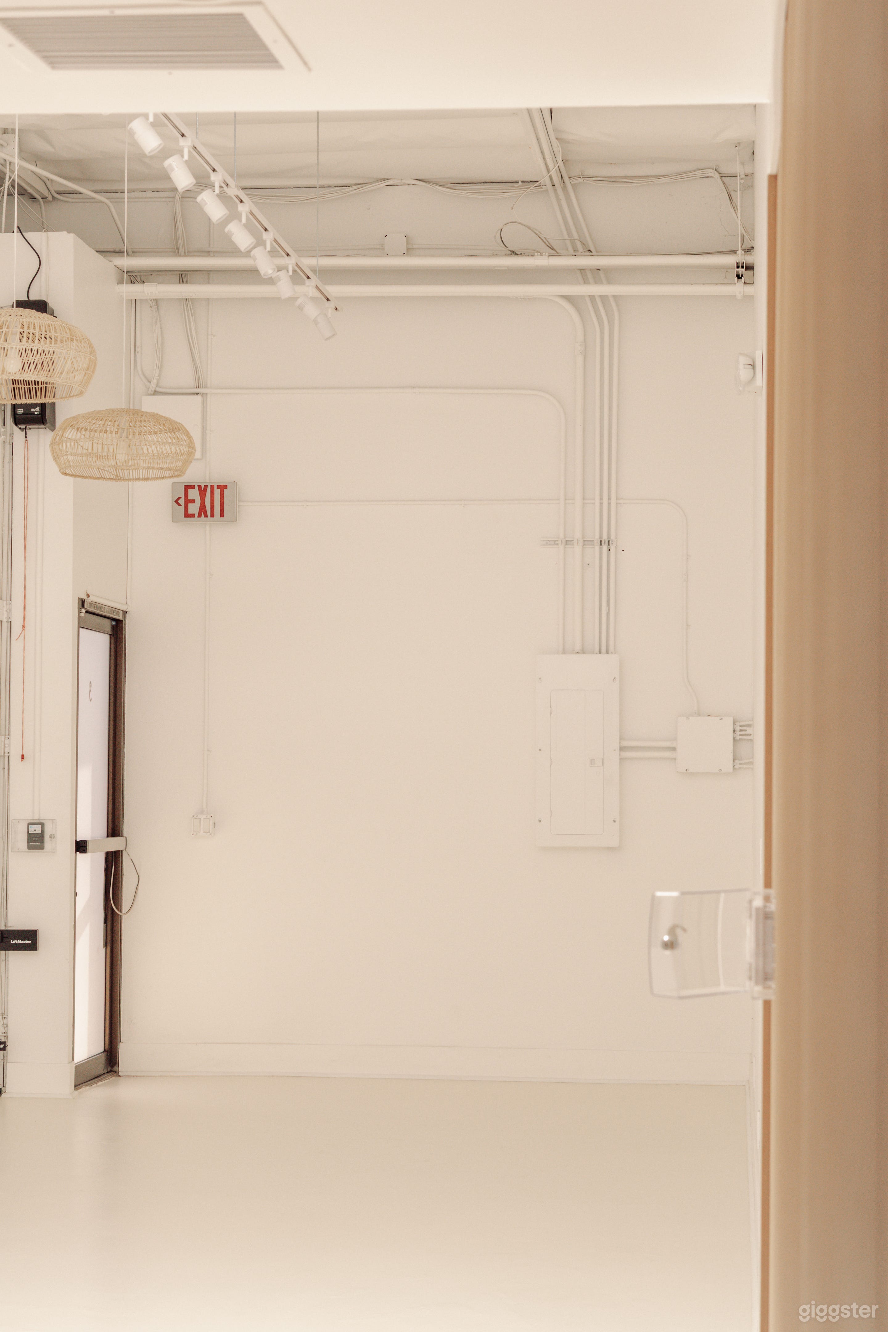 Creative Studio in Orange County Photo 4