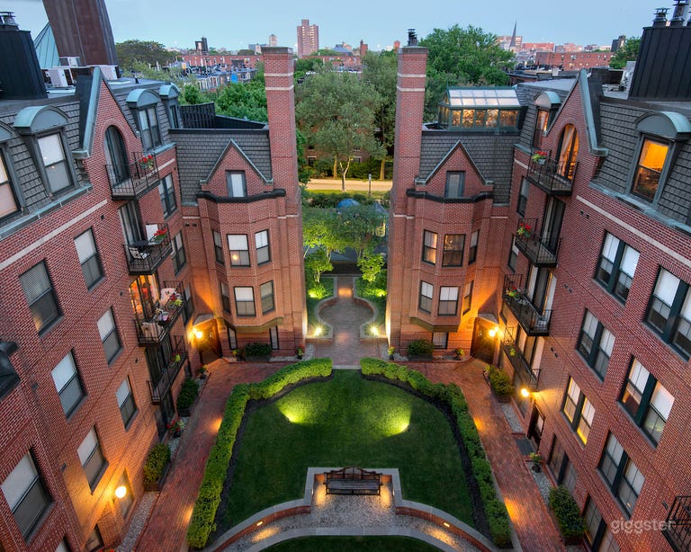  Modern Conference Room (B) in Boston 