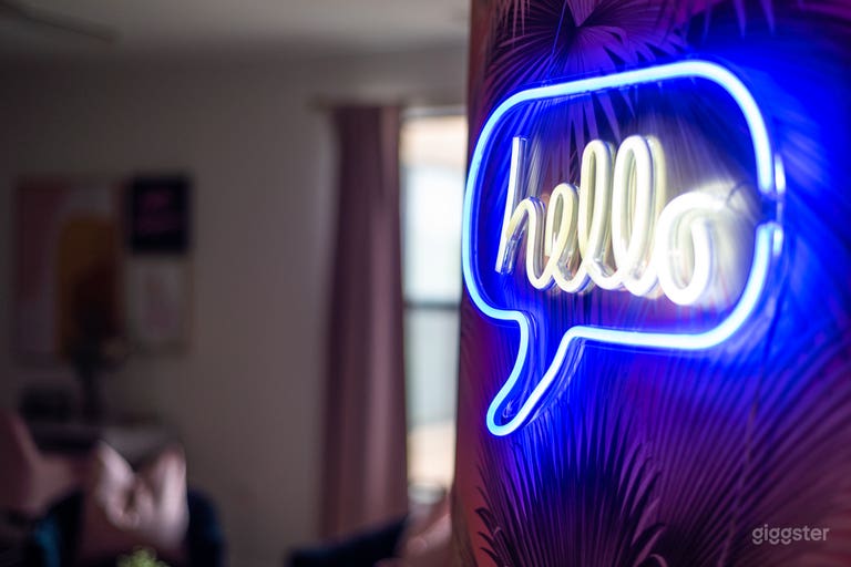  West End - Plush Palm Paradise 