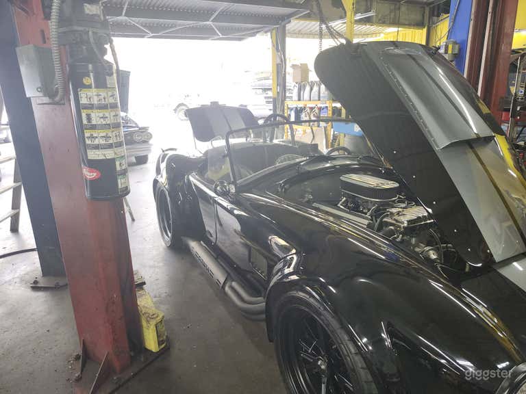  Auto Repair shop in the heart of Hollywood 