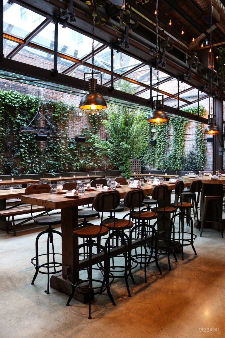  Beer Garden and Cocktail Lounge 